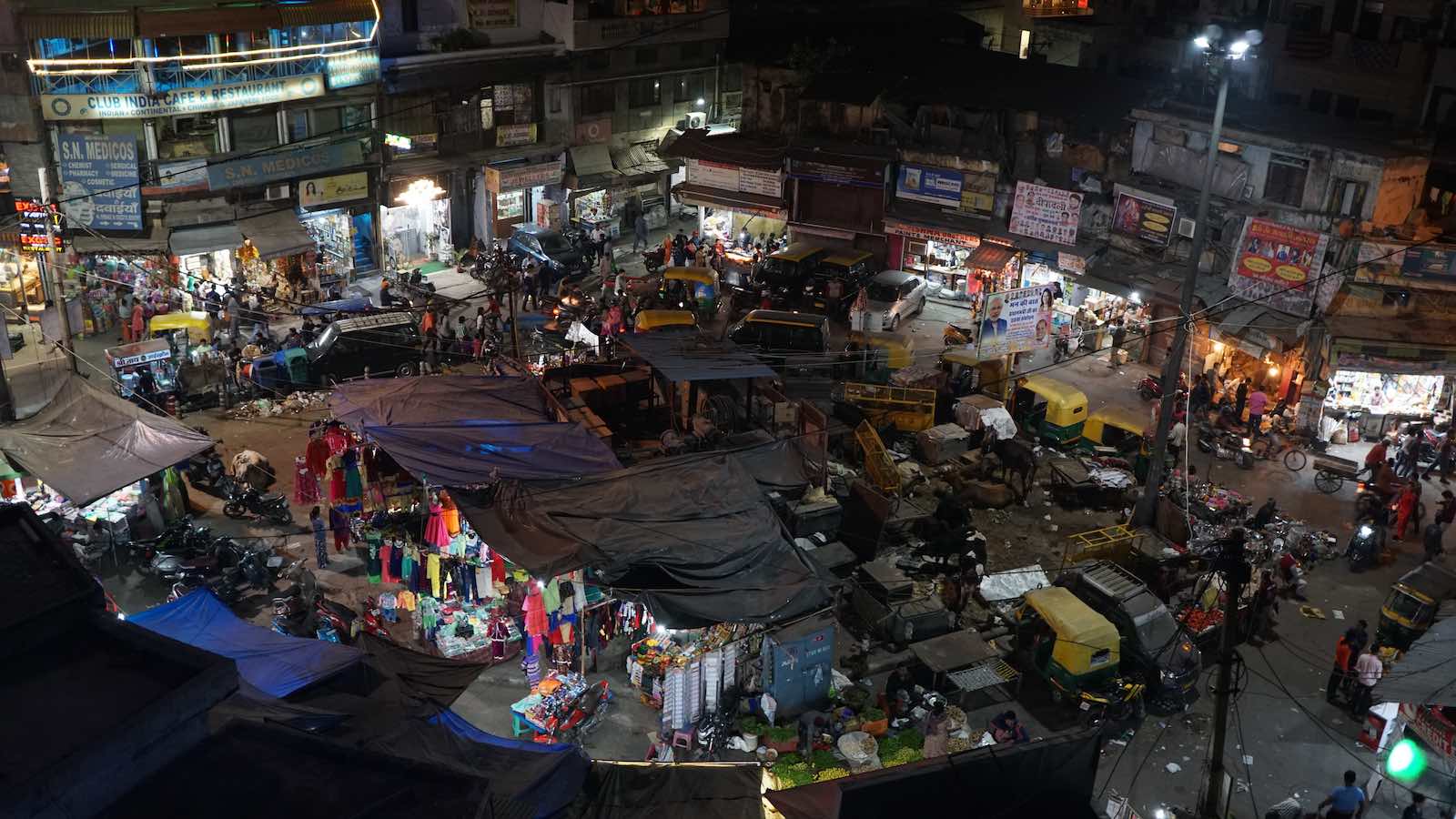 There was so much happening on that one block: street food stalls, people selling veggies, cows, dogs, cars and autos narrowly avoiding people, countless shops and merchants who were quite aggressive trying to get me to part with my money in any way they could, especially because I was a foreigner and an easy target.