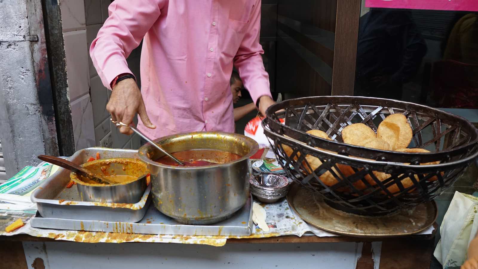 A shot of some of the many street foods that were being sold here. I was too afraid to try any of it in fear of the infamous Delhi Belly, aka food poisoning. It was not worth it for me to get sick alone in India.