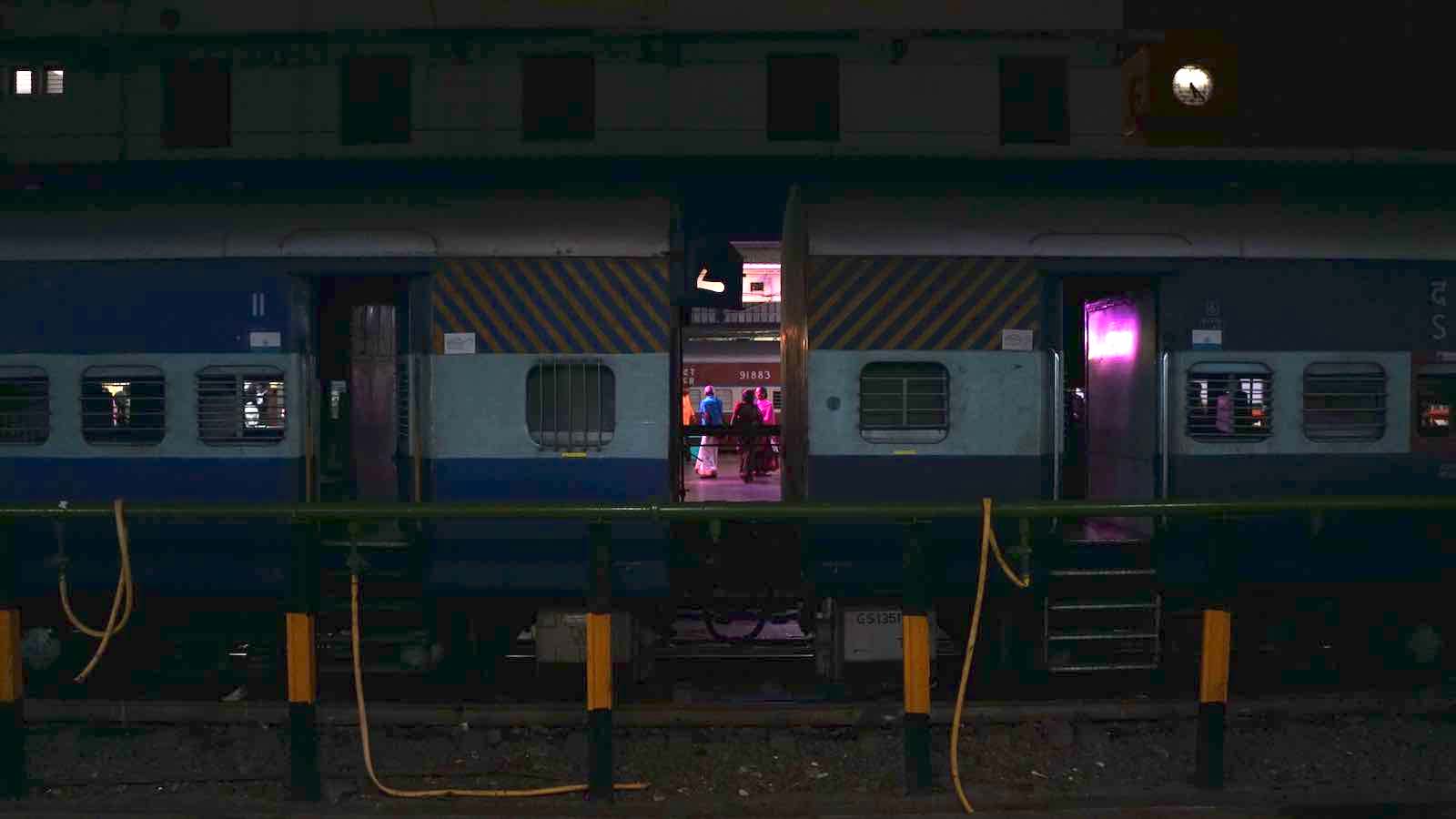 It was an adventure getting from where I was in Kochi, Kerala to Ooty, Tamil Nadu. I had to go through a couple different cities, first I had to take a train to a larger city called Coimbatore, then catch another train from Coimbatore to a smaller city lower in the hills called Mettupalayam. Luckily I had built up some confidence with using the Indian railways and managed to get on the right trains. The public transport system is intimidating here but it's very extensive and extremely affordable, $1-2 for a train ticket to another city 50-100km away!